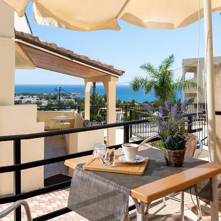 Apart Otel Pefkos View *